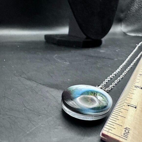 Gothic Green Eyeball Pendant Necklace Halloween Witchy evil eye 22 inches - Picture 11 of 11